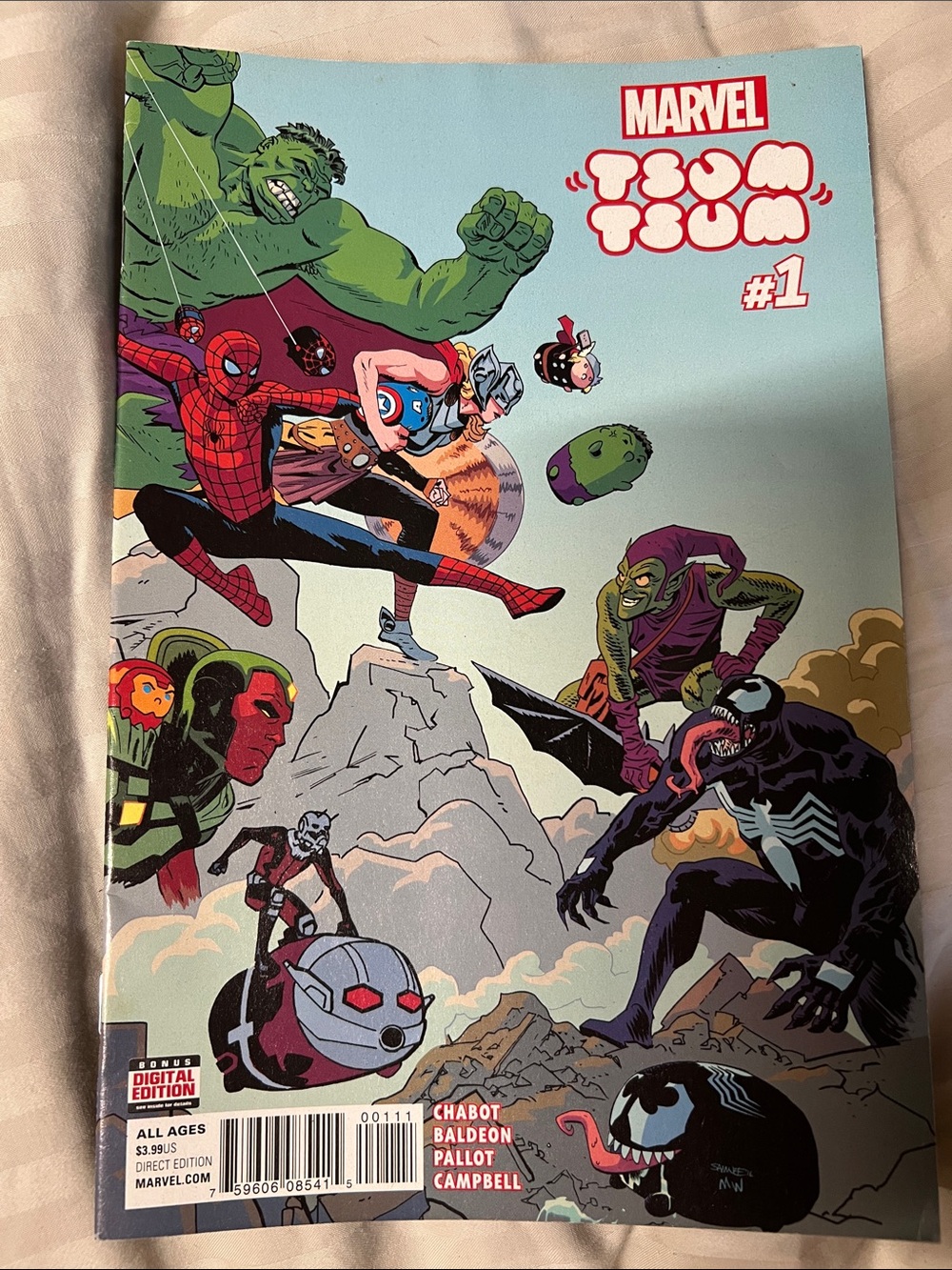 Marvel Tsum Tsum Comic Book - Light Blue Cover